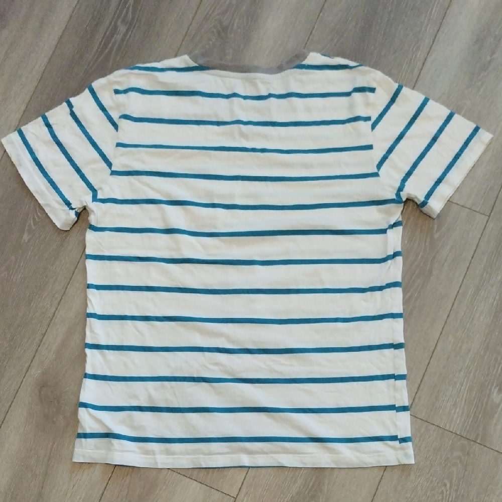 Carbon Teal and Gray V-Neck Tee - Picture 9 of 10